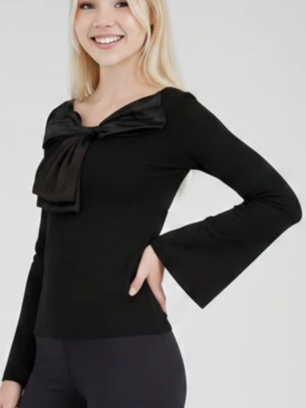 Black Ribbed Sweater Oversized Chiffon Bow Long Bell Sleeves by COCOBLEU Size L